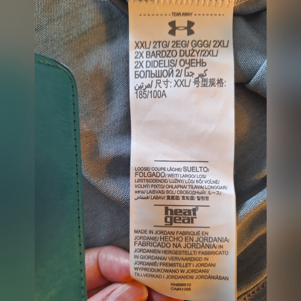 Under Armour men's Heat Gear hoodie with Edgewood College logo size 2XL - Picture 14 of 16